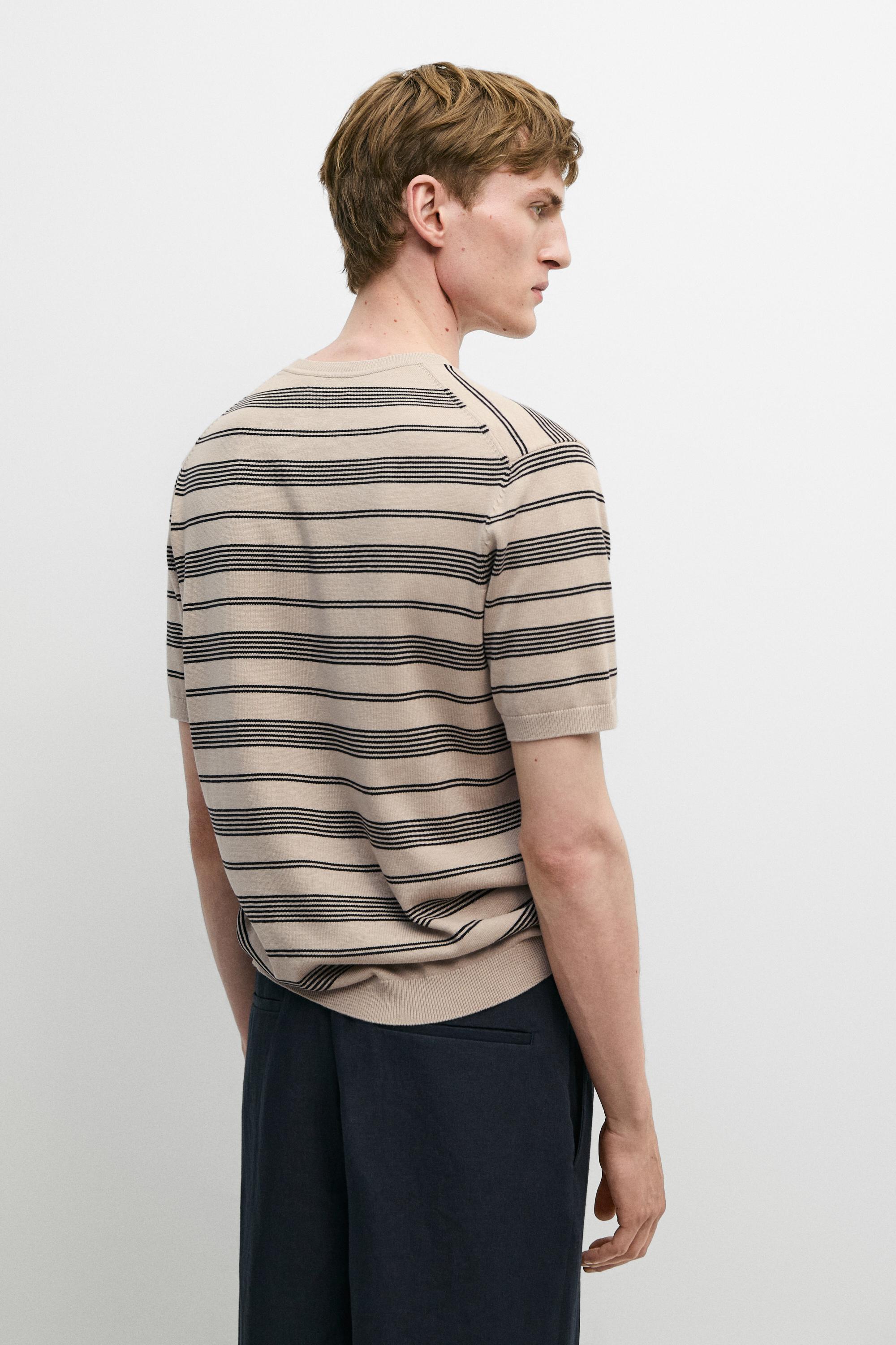 Pull maille rayé manches courtes